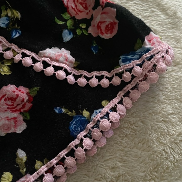 Embellished Boho Floral Shorts - Picture 2 of 4